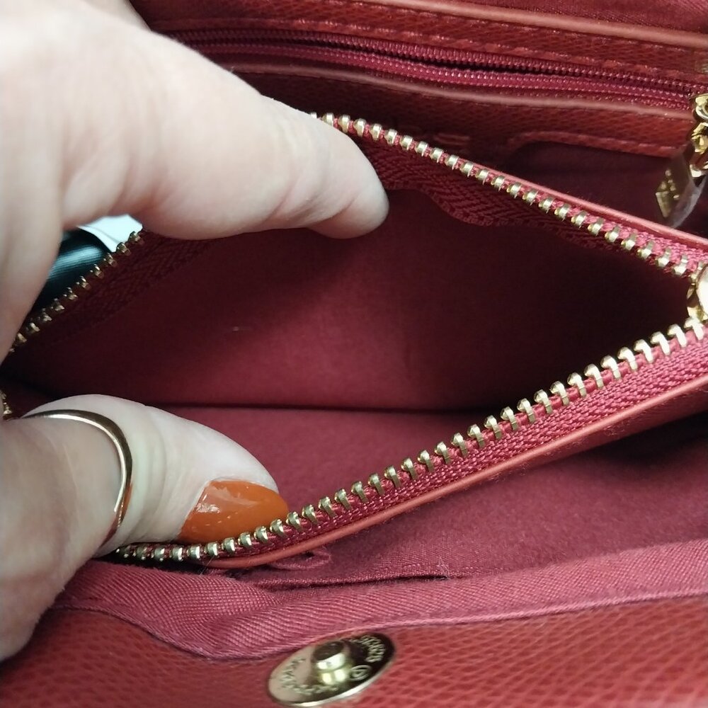 3254 Small Be Be Handbag Cross Body Purse in Red. In Excellent Condition. - Picture 12 of 15